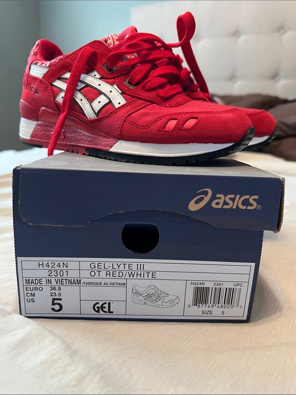 Asics Kids Red and White Gel-Lyte III Sneakers - Picture 5 of 6